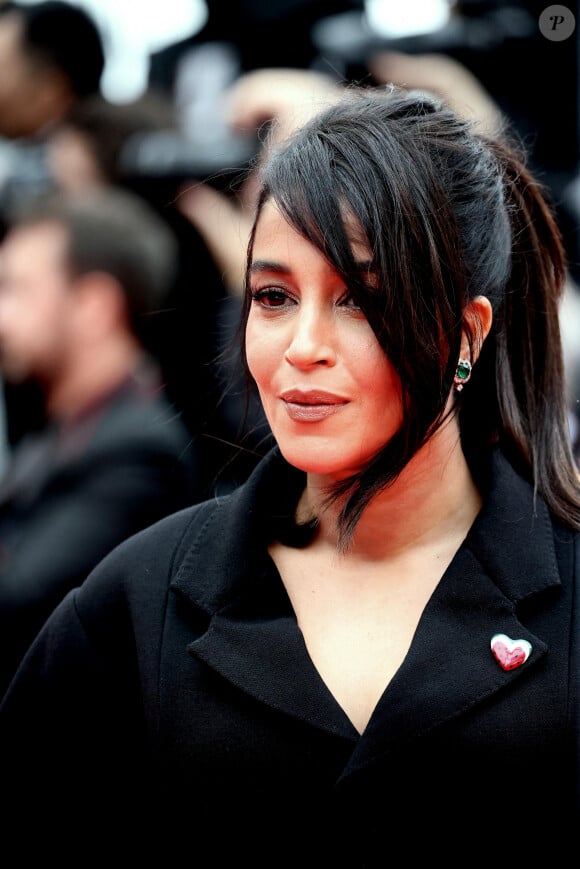 "Je suis une endurante, je ne veux pas baisser les bras au premier problème."
Leïla Bekhti - Montée des marches du film " Furiosa : A Mad Max Saga " lors du 77ème Festival International du Film de Cannes, au Palais des Festivals à Cannes. Le 15 mai 2024 © Jacovides-Moreau / Bestimage 