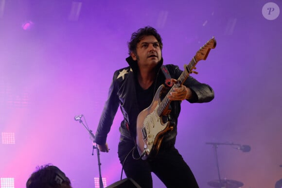 Le chanteur M (Matthieu Chedid) lors de l'Edition Spéciale pour les soignants du festival Solidays 2021 à l'hippodrome ParisLongchamp, le 4 juillet 2021. © Christophe Clovis/Bestimage 