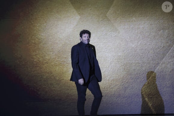 Patrick Bruel lors d'une cérémonie organisée par le Conseil des institutions juives de France (CRIF) en hommage aux victimes des attentats du Hamas du 7 octobre 2023 contre Israël, à l'occasion du premier anniversaire de l'événement, à Paris, le 7 octobre 2024. © Jack Tribeca / Bestimage