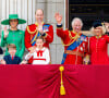 Durant cette période délicate, la princesse de Galles a pu compter le précieux soutien de son entourage... Mais pas seulement à en croire le biographe royal Robert Hardman.
Londres, ROYAUME-UNI - La duchesse de Cambridge, Kate Middleton, a fait le point sur son traitement et son rétablissement. Elle a terminé sa chimiothérapie et se concentre désormais sur le maintien d'un mode de vie sans cancer. Elle a partagé une vidéo dans laquelle on la voit, ainsi que le prince William et ses enfants, le prince George, la princesse Charlotte et le prince Louis.