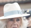 Voilà ce que les fans de la monarchie redoutent depuis l'annonce de son retrait après avoir contracté une infection pulmonaire
La reine consort d'Angleterre Camilla Parker Bowles à son arrivée au festival Ebor à York. Le 24 août 2024 