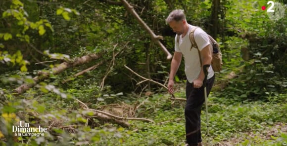 Emmanuel Moire dans "Un dimanche à la campagne" - Capture d'écran - France 2.