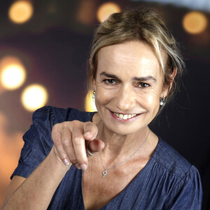 Portrait de Sandrine Bonnaire lors de l'enregistrement de l'émission "Chez Jordan de Luxe" à Paris. Le 2 octobre 2023 © Cédric Perrin / Bestimage