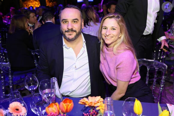 Exclusif - François-Xavier Demaison et sa femme Anaïs Tihay - Soirée du 6ème Gala caritatif de l'Institut Rafaël et de la Zag Foundation, dédié à l'accompagnement des enfants en santé intégrative au Pavillon Gabriel à Paris le 12 novembre 2024. © Erez Lichtfeld/Bestimage 