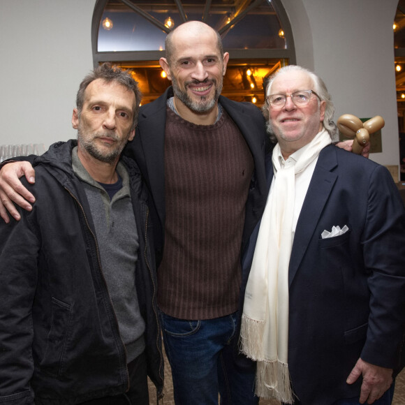 Exclusif - Mathieu Kassovitz, Grégory Bouchelaghem alias GregMMA  - Soirée du 6ème Gala caritatif de l'Institut Rafaël et de la Zag Foundation, dédié à l'accompagnement des enfants en santé intégrative au Pavillon Gabriel à Paris le 12 novembre 2024. © Erez Lichtfeld/Bestimage 