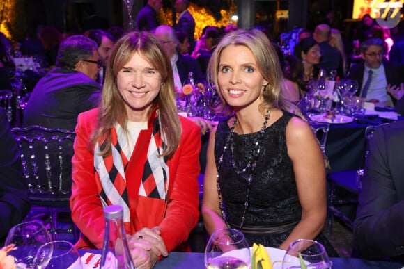 Et il y avait du beau monde à l'événement ! Très engagée, l'ex-directrice du Comité Miss France a répondu présent.
Exclusif - Sophie Scheidecker et Sylvie Tellier - Soirée du 6ème Gala caritatif de l'Institut Rafaël et de la Zag Foundation, dédié à l'accompagnement des enfants en santé intégrative au Pavillon Gabriel à Paris le 12 novembre 2024. © Erez Lichtfeld/Bestimage 