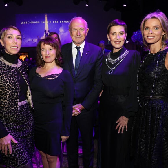 Exclusif - Mathilde Favier, Anne Roumanoff, Jean-Paul Agon, Cristina Cordula et Sylvie Tellier - Soirée du 6ème Gala caritatif de l'Institut Rafaël et de la Zag Foundation, dédié à l'accompagnement des enfants en santé intégrative au Pavillon Gabriel à Paris le 12 novembre 2024. © Erez Lichtfeld/Bestimage 