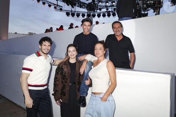 Exclusif - François Civil, Mallory Wanecque, Malik Frikah, Adèle Exarchopoulos, Gilles Lellouche sur le plateau de l'émission "C à vous" lors du 77ème Festival International du Film de Cannes le 22 mai 2024. © Jack Tribeca / Bestimage 