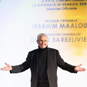 Exclusif - Claude Lelouch - Claude Lelouch fête son 87ème anniversaire sur la scène du Grand Rex à l'occasion de l'avant-première de son film "Finalement" à Paris le 30 octobre 2024. © Pierre Perusseau/Bestimage