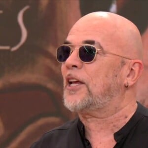 Pascal Obispo n'a pas hésité à balancer un "dossier énorme" sur Bruce Toussaint
Pascal Obispo sur le plateau de "Bonjour !"