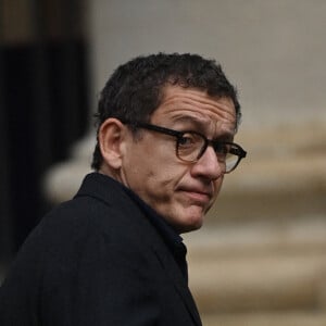 Depuis 2008 et Bienvenue chez les Ch'tis, Dany Boon est devenu une figure du cinéma français...
Dany Boon arrive à la cérémonie d'enterrement de l'acteur français Michel Blanc à l'église Saint Eustache à Paris.