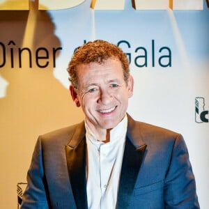 Dany Boon assiste au 49e dîner des César du cinéma au Fouquet's le 23 février 2024 à Paris, France.