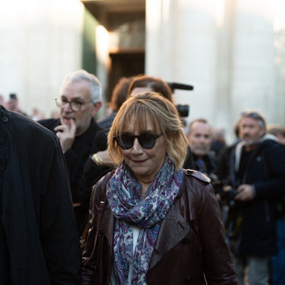 Marie-Anne Chazel lors des funérailles de l'acteur français Michel Blanc à l'église Saint Eustache à Paris, France, le 10 octobre 2024. Il est décédé le 4 octobre à la suite d'une crise cardiaque consécutive à un choc anaphylactique. Blanc était connu pour son rôle du célibataire maladroit Jean-Claude Dusse dans le film "Les Bronzés" de 1978. Photo par Florian Poitout/ABACAPRESS.COM