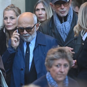 Gérard Jugnot, Thierry Lhermitte, quittant la cérémonie des funérailles de l'acteur français Michel Blanc à l'église Saint Eustache à Paris, France, le 10 octobre 2024. Il est décédé le 4 octobre à la suite d'une crise cardiaque consécutive à un choc anaphylactique. Blanc était connu pour son rôle du célibataire maladroit Jean-Claude Dusse dans le film "Les Bronzés" de 1978. Photo par Franck Castel/ABACAPRESS.COM