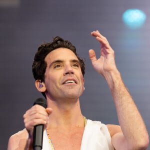 Mika en concert sur la scène du festival Solidays à Paris le 29 juin 2024. © Jeremy Melloul / Bestimage 