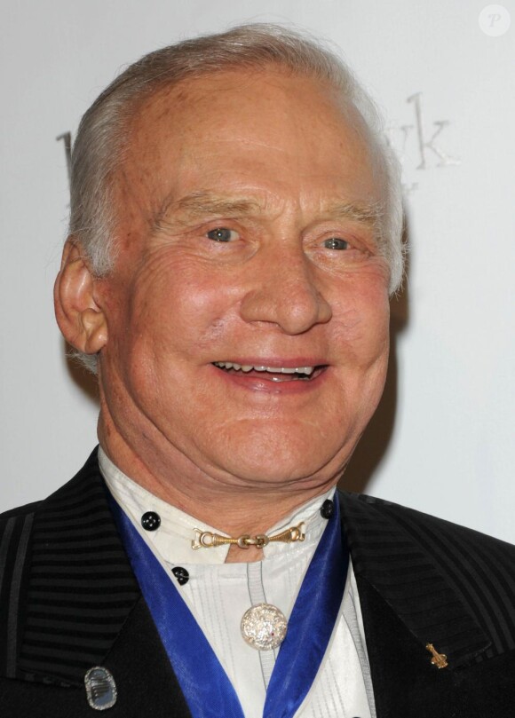 Buzz Aldrin poursuit l'aventure dans l'émission Dancing With The Stars 2010