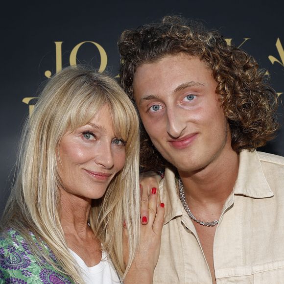 "La violence contre les femmes n'a pas de frontière. Il y a même plusieurs visages", explique Joalukas Noah

Exclusif - Joalukas Noah avec sa mère Isabelle Camus lors de la soirée d'anniversaire de Joalukas Noah, fils de Yannick Noah et Isabelle Camus, pour ses 18 ans à Paris le 10 juin 2022. © Cyril Moreau / Bestimage