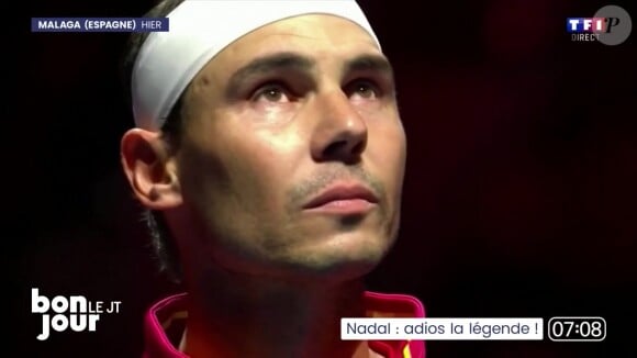 Le mardi 19 novembre 2024, Rafael Nadal a signé son ultime match de sa carrière professionnelle
Capture du reportage de "Bonjour !" sur les adieux de Rafael Nadal