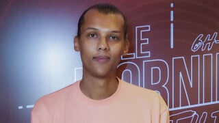 Stromae apparaît changé dans son pays natal : une rencontre royale le met en joie