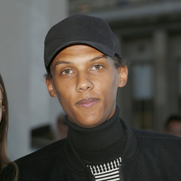 Le chanteur Stromae - - Défilé de mode "Kenzo" collection prêt-à-porter Printemps-Eté 2017 lors de la Fashion Week de Paris à la Cité de l'architecture et du patrimoine au Trocadéro à Paris, France, le 4 octobre 2016. © Christophe Aubert via Bestimage