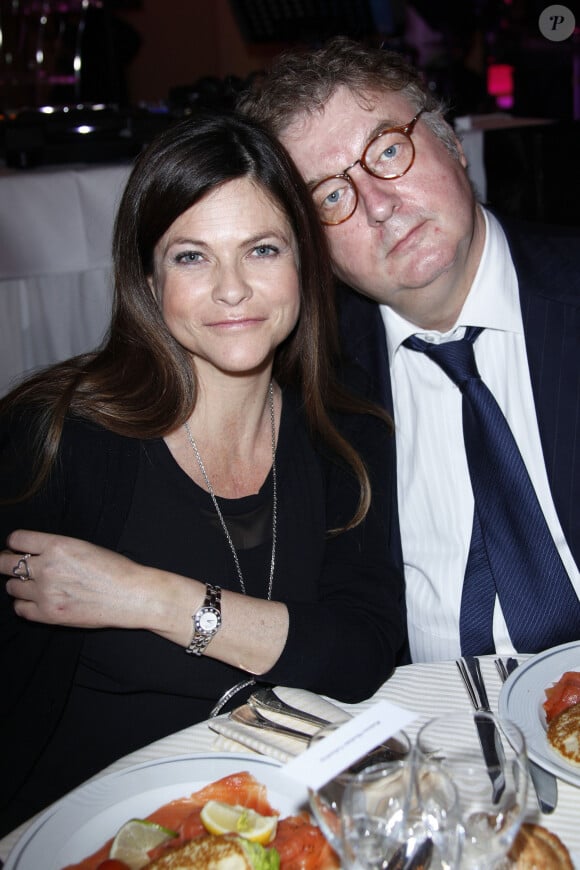 Charlotte Valandray et Dominique Besnehard lors de la 35e Cérémonie de remise des Prix "The Best" 2011 au Pavillon Dauphine à Paris, le 11 Décembre 2011. 