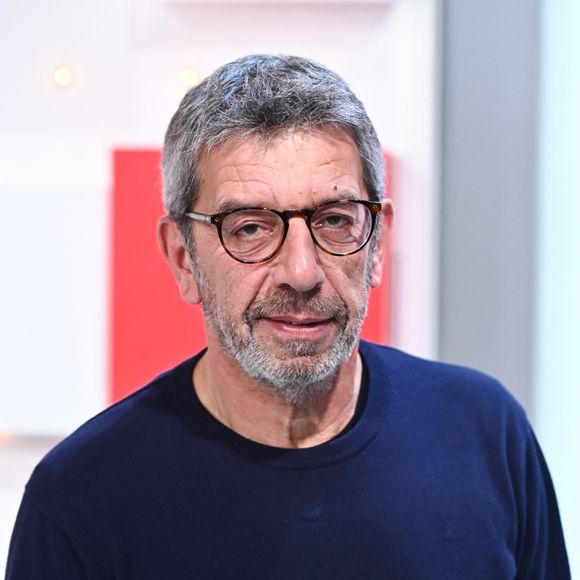 Exclusif - Michel Cymes - Enregistrement de l'émission Vivement dimanche au studio Gabriel, presentée par Michel Drucker . Diffusion sur France 3 le 24/02/24 . © Guillaume Gaffiot / Bestimage