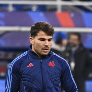 Antoine Dupont ( 9 - France ) s'échauffe avant le match test international de l'Autumn Nations Series entre la France et l'Argentine au Stade de France le 22 novembre 2024 à Saint Denis, France. ( Photo by Bestimage )