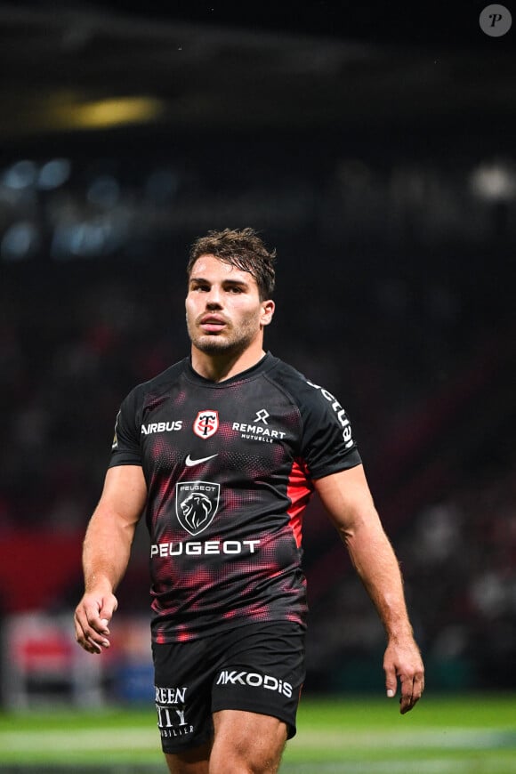 
Antoine Dupont de Toulouse pendant le match du Top 14 entre Toulouse et Clermont au Stade Ernest Wallon le 12 octobre 2024 à Toulouse, France. Photo par Anthony Bibard/FEP/Icon Sport/ABACAPRESS.COM