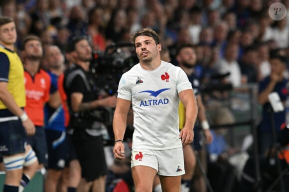 Antoine Dupont (france) - RUGBY : France vs Ecosse (30-27) - Match préparatif pour la coupe du monde 2023 à Saint-Étienne le 12 août 2023. © Frédéric Chambert / Panoramic / Bestimage 