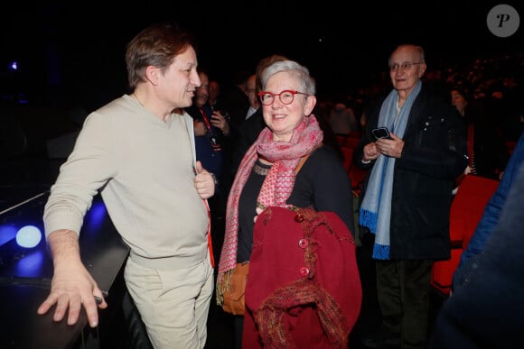 Exclusif - Mischa Aznavour (fils de Charles Aznavour) et la mère d'Antoine Delie - Spectacle symphonique "Aznavour Célébration - l'hommage officiel" en clôture du centenaire de la naissance de C. Aznavour au palais des Congrès à Paris le 23 novembre 2024.