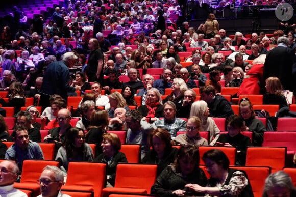 Exclusif - Ambiance - Spectacle symphonique "Aznavour Célébration - l'hommage officiel" en clôture du centenaire de la naissance de C. Aznavour au palais des Congrès à Paris le 23 novembre 2024.