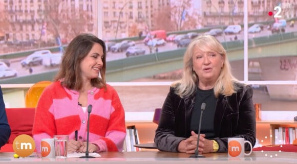 Charlotte de Turckheim sur le plateau de "Télématin".