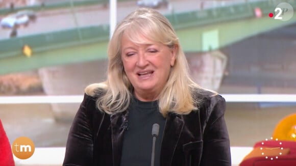 Charlotte de Turckheim sur le plateau de "Télématin".