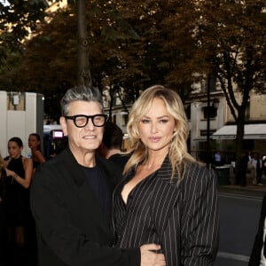 
Marc Lavoine et sa compagne Adriana Karembeu arrivant au "Concerto pour la Paix" organisé par Omar Harfouch au Théâtre des Champs Élysées à Paris, France, le 18 Septembre 2024. © Perusseau / Tribeca / Bestimage