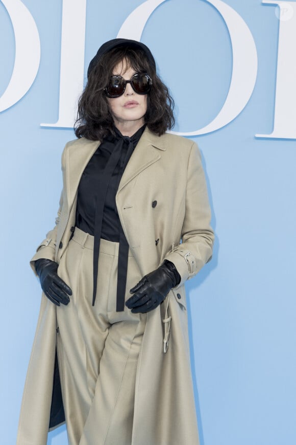 Isabelle Adjani au photocall du défilé de mode féminine Dior printemps-été 2025 lors de la Fashion Week de Paris (PFW), à Paris, France, le 24 septembre 2024. © Olivier Borde/Bestimage