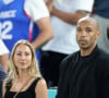 Thierry Henry touché par l'éloignement avec les siens
 
Thierry Henry et sa compagne Andrea Rajacic - Les célébrités en tribunes pendant la finale de basketball opposant les Etats-Unis à la France lors des Jeux Olympiques de Paris (JO) à l'Arena Bercy, à Paris, France. © Jacovides-Perusseau/Bestimage