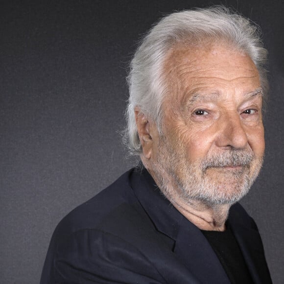 L'acteur avoue ne pas l'avoir bien géré 
Exclusif - Portrait de Pierre Arditi lors de l'enregistrement de l'émission "Chez Jordan de Luxe" à Paris. Le 14 mai 2024 © Cédric Perrin / Bestimage 