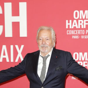 Pierre Arditi au photocall du "concerto pour la paix" de Omar Harfouch au Théâtre des Champs-Elysées à Paris le 18 septembre 2024. © Coadic Guirec / Bestimage 