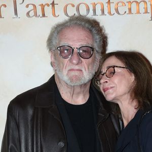 Eddy Mitchell et sa femme Muriel Bailleul - « Voir venir Venir voir », Célébration des 40 ans de la Fondation Cartier pour l'art contemporain avec la « Traversée du chantier de la nouvelle Fondation Cartier », place du Palais Royal, dont l'ouverture se fera en décembre 2025. Paris, France, le 18 octobre 2024. © Bertrand Rindoff/Bestimage