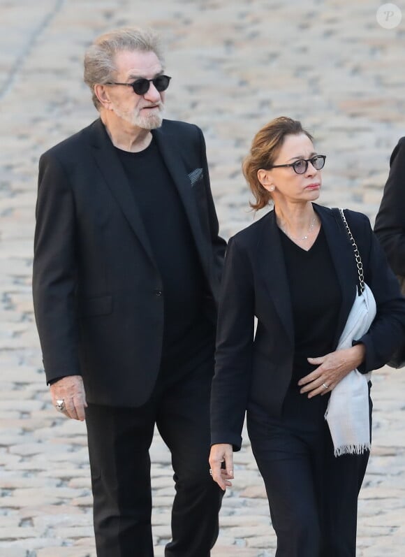 Eddy Mitchell et sa femme Muriel - Arrivées à l'hommage national à Charles Aznavour à l'Hôtel des Invalides à Paris. Le 5 octobre 2018 © Jacovides-Moreau / Bestimage