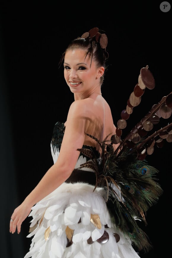 Marie Denigot-Hamon (coiffure Franck Provost / maquillage SLA make up Academy) - Défilé du 24ème Salon du Chocolat à Paris en faveur de l'association Mécénat Chirurgie Cardiaque au Parc des Expositions de la Porte de Versailles à Paris le 30 octobre 2018.© CVS-Veeren/Bestimage