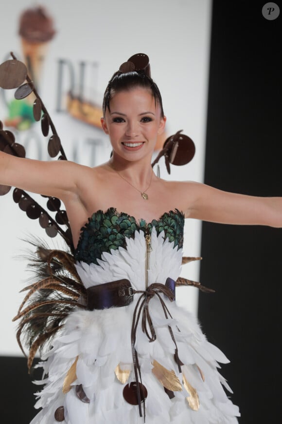 Marie Denigot-Hamon (coiffure Franck Provost / maquillage SLA make up Academy) - Défilé du 24ème Salon du Chocolat à Paris en faveur de l'association Mécénat Chirurgie Cardiaque au Parc des Expositions de la Porte de Versailles à Paris le 30 octobre 2018. © CVS-Veeren/Bestimage