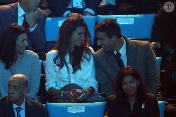 Tony Estanguet et sa femme Laetitia lors du match d'ouverture du mondial de handball, la France contre le Brésil à AccorHotels Arena à Paris, France, le 11 janvier 2017. La France remporte le match 31 à 16. © Cyril Moreau/Bestimage 