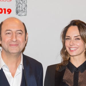 Kad Merad et Julia Vignali assistant au dîner de gala suivant la 44e cérémonie des César (récompenses du cinéma français), qui s'est tenue au restaurant Fouquet's à Paris, France, le 22 février 2019 à Paris, France. Photo par Nicolas Genin/ABACAPRESS.COM