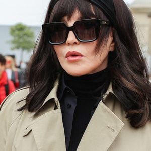 Isabelle Adjani à la présentation de la collection Printemps/Eté de Christian Dior, en 2022.