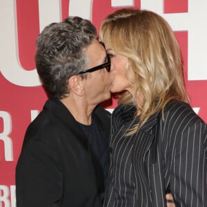 Marc Lavoine et Adriana Karembeu au photocall du "concerto pour la paix" de Omar Harfouch au Théâtre des Champs-Elysées à Paris le 18 septembre 2024. © Coadic Guirec / Bestimage 