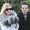 Kate Moss et Jamie Hince se promènent au Parc Monceau et vont ensuite dîner au Georges, dans le centre Georges Pompidou à Beaubourg à Paris le 3 avril 2010