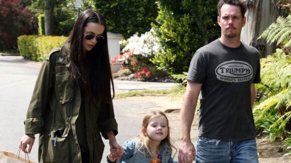 Kevin Dillon et sa femme, véritable sosie de Megan Fox, ont fêté les 3 ans de leur petite Ava !