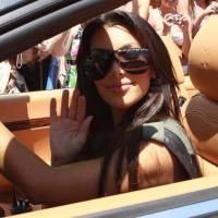 La pulpeuse Kim Kardashian, tout juste larguée par son boyfriend, est pourtant en pleine forme !