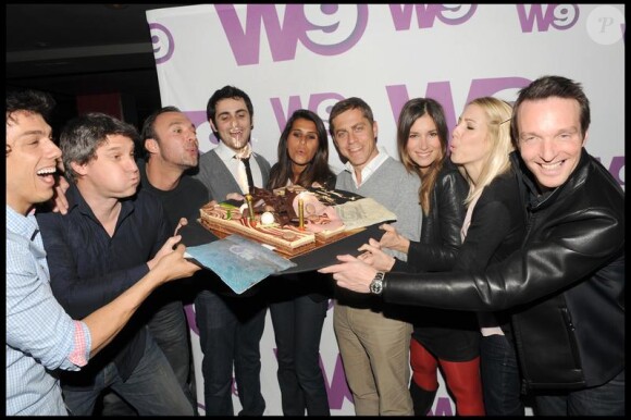 Karine Ferri, Daphné Desjeux, Alexandre Devoise, Stéphane Rotenberg et  bien d'autres à l'anniversaire de la chaîne W9 au Six Seven, à Paris. 07/04/2010
